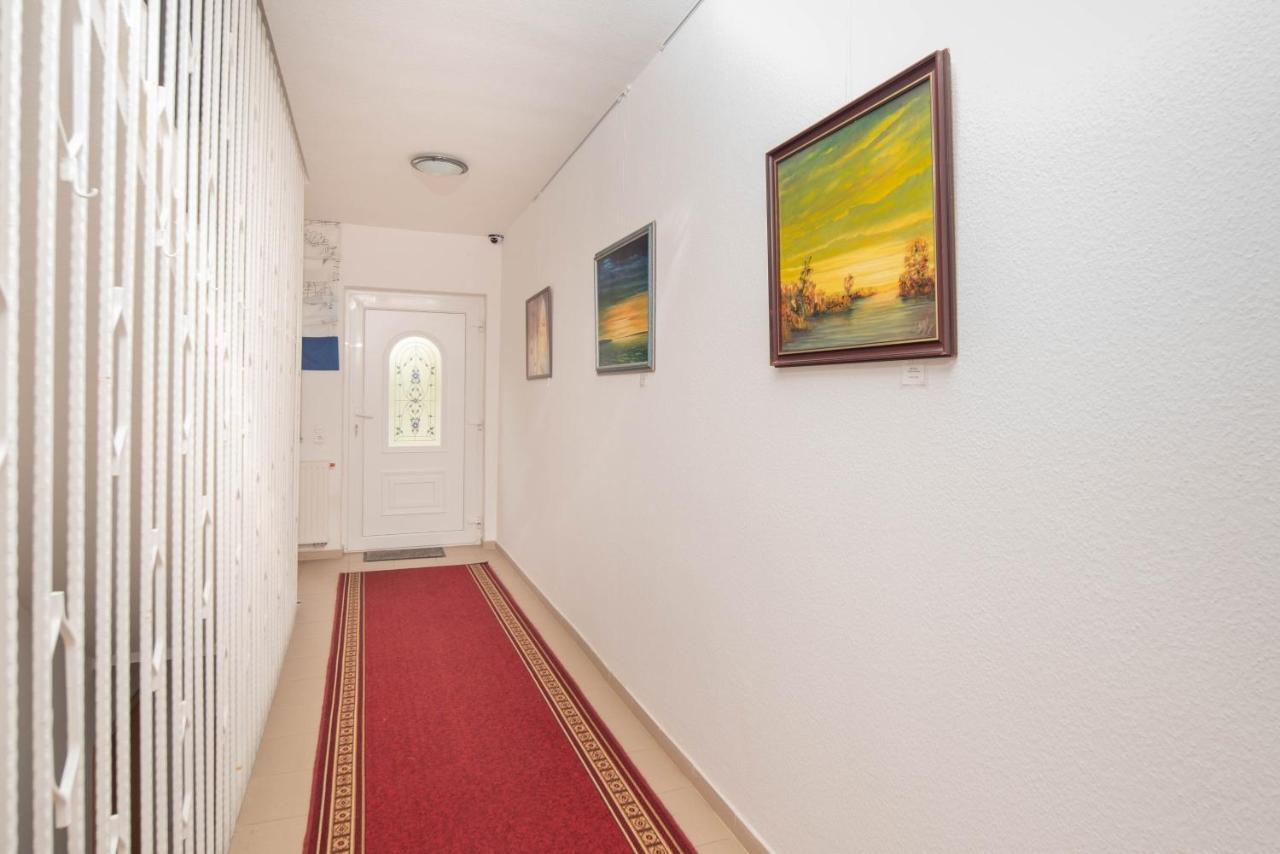 Lena Apartman ヘーヴィーズ エクステリア 写真